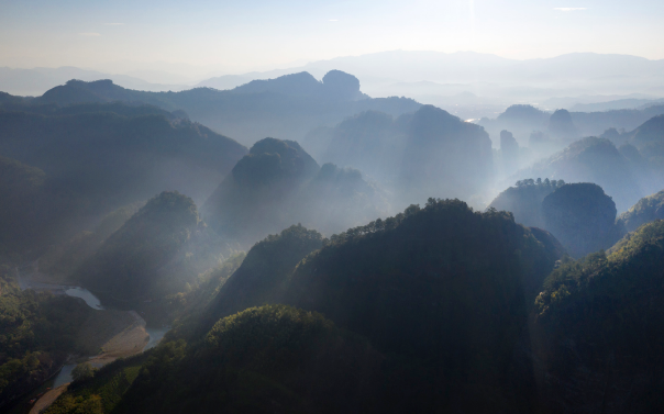 山外山，是什么模樣？